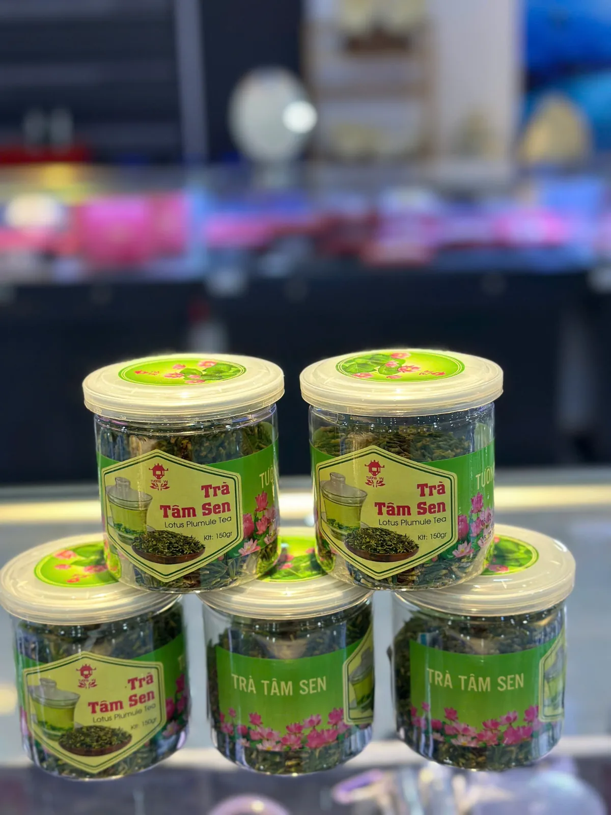 Khu trưng bày trà tâm sen tại Quốc Bảo